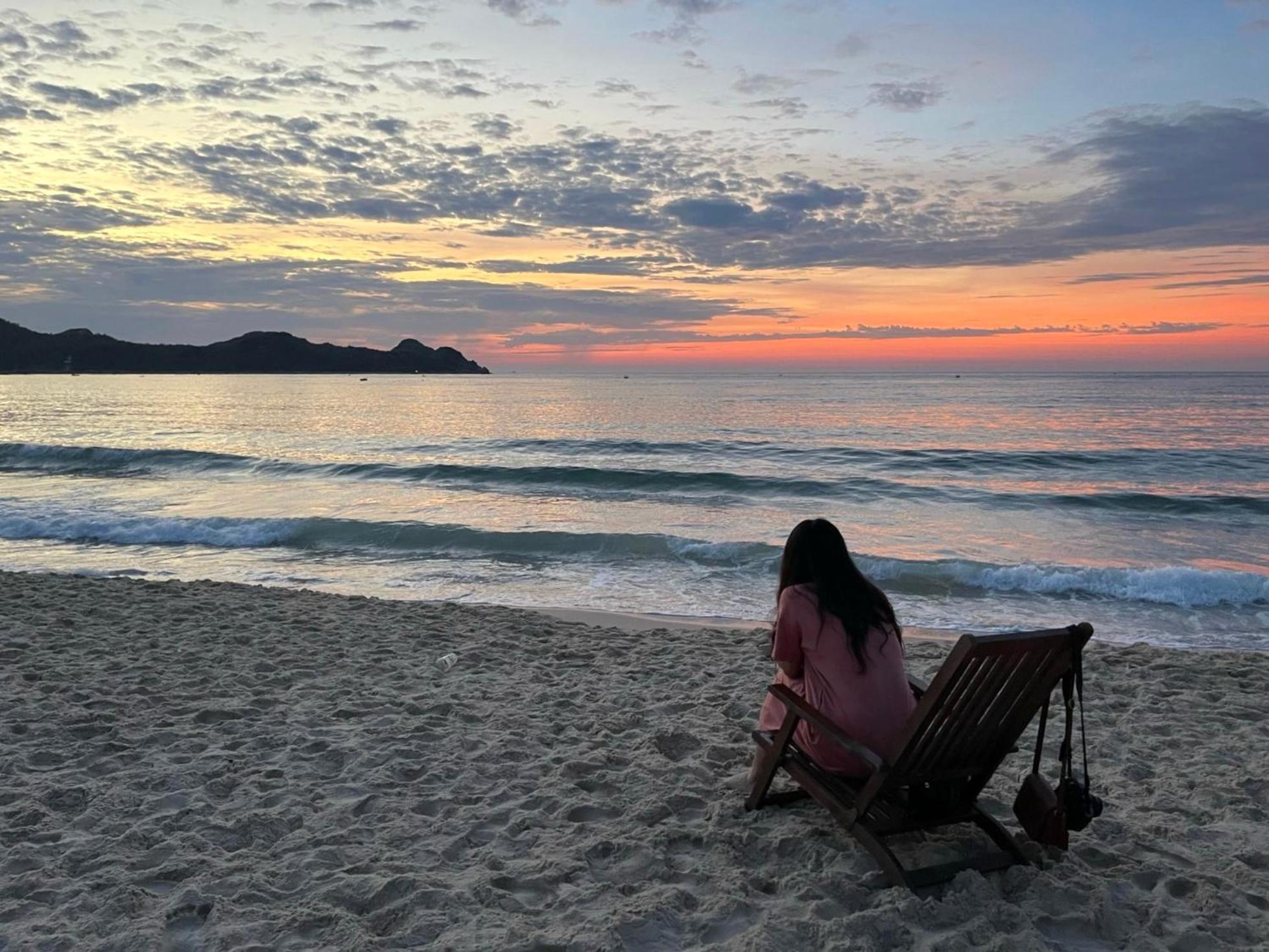 Robinson Beach Bungalow Vinh Hoa Kültér fotó