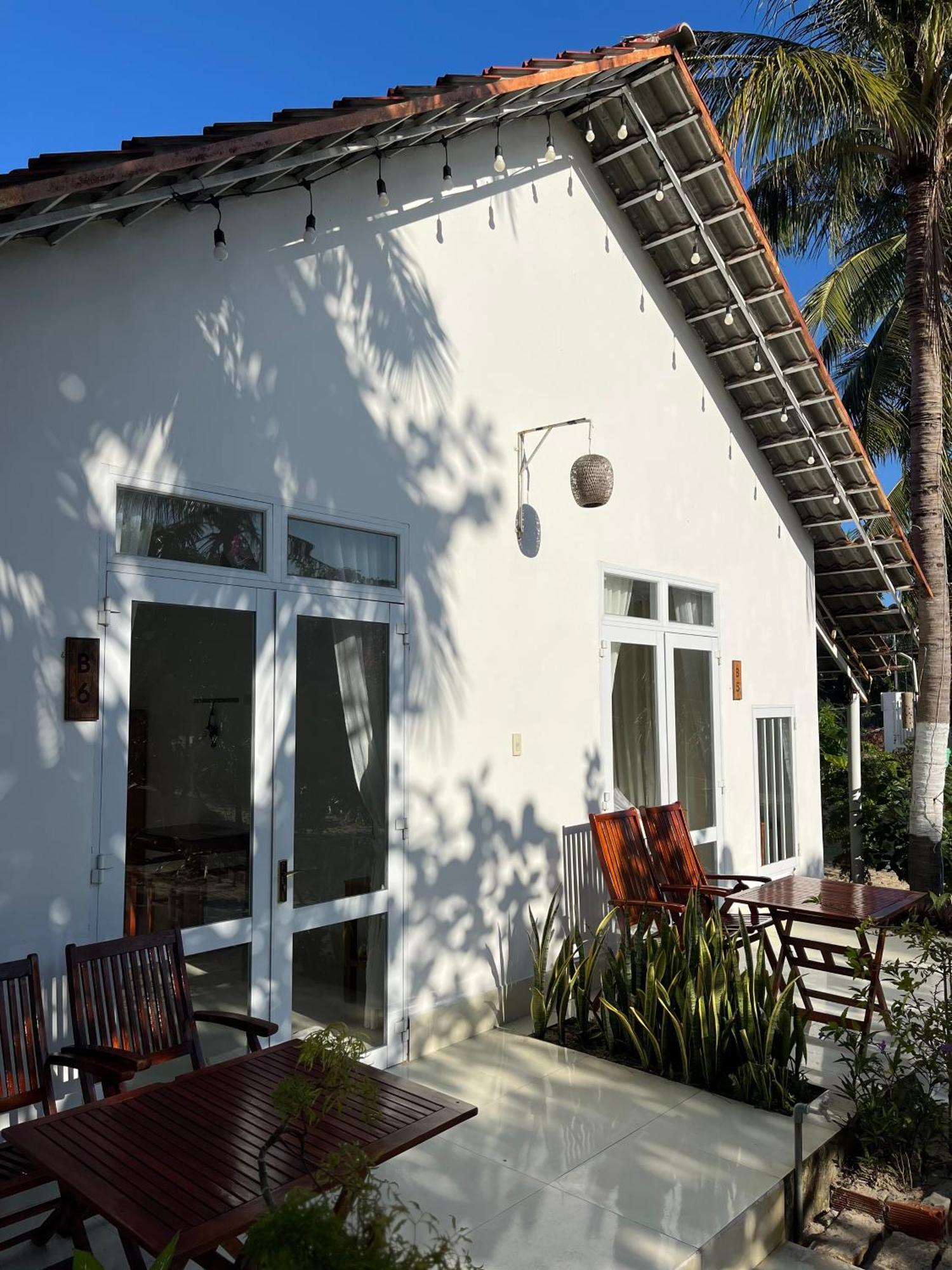 Robinson Beach Bungalow Vinh Hoa Kültér fotó